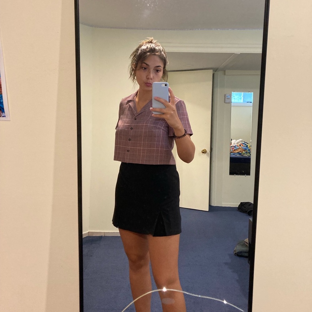 Black skirt